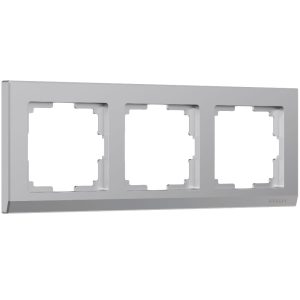 Рамка из поликарбоната Werkel Stark на 3 поста Серебряный W0031806