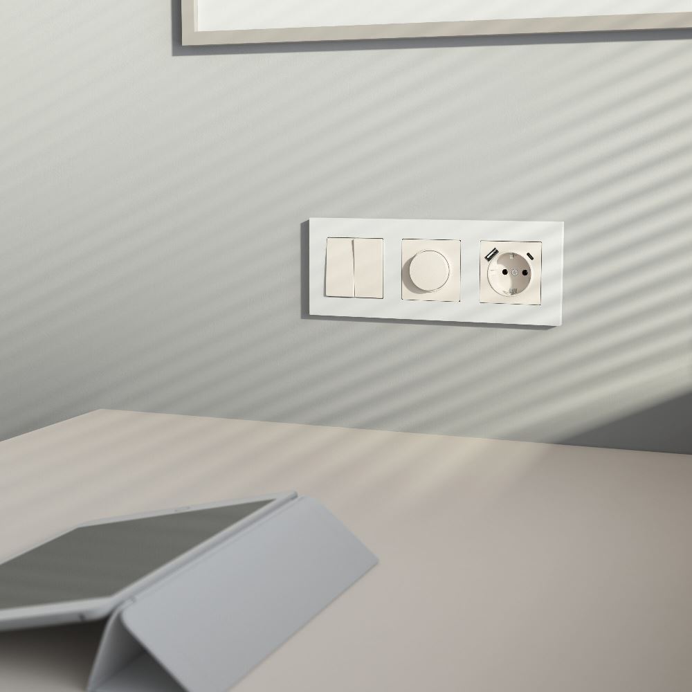 Розетка встраиваемая Werkel с заземлением, шторками и USB тип A+C Айвори матовый W1171762 — изображение 3